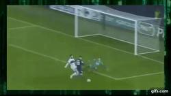 Enlace a GIF: Debut con gol para Draxler: el alemán selló la goleada 7-0 del PSG ante Bastia en la Copa