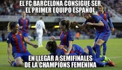Enlace a El FC Barcelona hace historia en el fútbol femenino