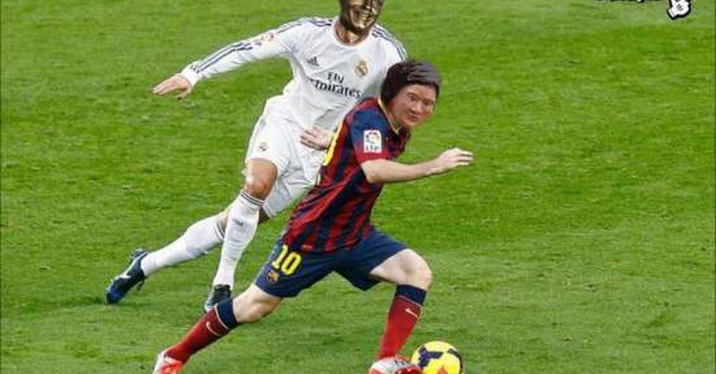 MEMEDEPORTES El Busto De CR7 Vs La Estatua De MESSI Quin Ganar