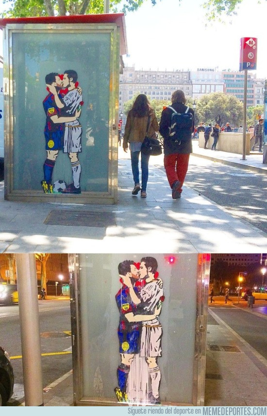 969297 - Un graffitero ha pintado el sueño húmedo de culés y merengues: el morreo de Messi y Cristiano