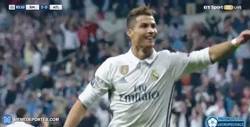 Enlace a GIF: Gooooool y HATTRICK de Don Cristiano Ronaldo que remata al Atleti