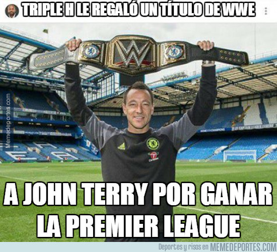 976527 - Terry con su título de WWE