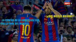 Enlace a Suárez flipando con Messi