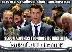 Enlace a El Madrid no quiere perder a Cristiano y busca soluciones
