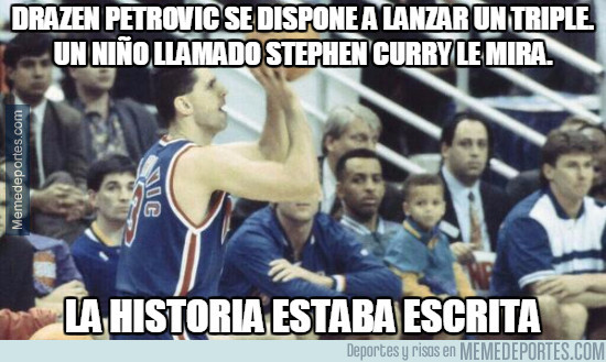 980832 - Un niño llamado Stephen Curry mira a Drazen Petrovic lanzar un triple