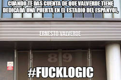Enlace a Cuando te das cuenta de que Valverde tiene dedicada una puerta en el estadio del Espanyol...