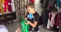 Enlace a ESTO ES FÚTBOL SEÑORES. El sentimiento de este niño al recibir un carné de socio del Betis