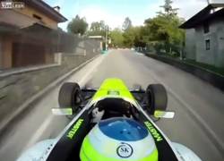 Enlace a Un monoplaza a fondo estilo carrera en la Isla de Man