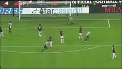 Enlace a GIF: Gran gol del Pipa que pone el 0-1 en el ''Derbi de los campeones''