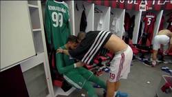 Enlace a Bonucci consuela a un Donnarumma entre lágrimas tras ser insultado por su propio público