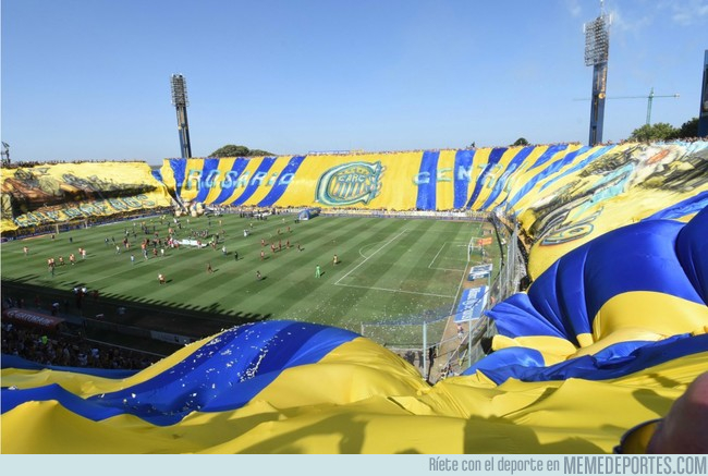 1012498 - ¡Rosario Central despliega una de las banderas más grandes del mundo, en el Clásico Rosarino!