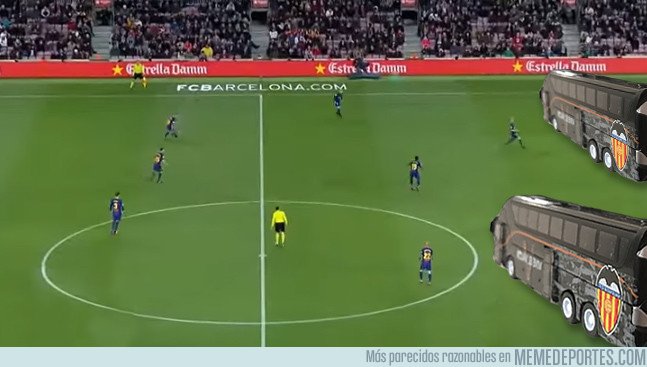 1019400 - El partido estuvo muy reñido en el Camp Nou