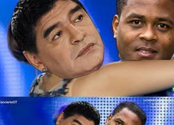 Enlace a Imágenes exclusivas del no saludo entre Maradona y Kluivert