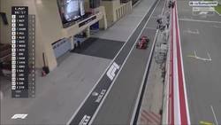 Enlace a ¡Raikkonen atropella a un mecanico y le rompe la pierna cuando aún no había cambiado la rueda!