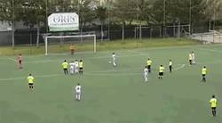 Enlace a Así lanzó un jugador infantil un penalti que consideró mal señalado por el árbitro