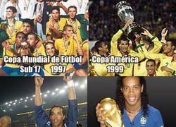 Enlace a Ronaldinho, el único jugador que ha conquistado los trofeos más importantes del planeta