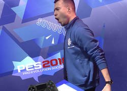 Enlace a Los jugadores de la PES League dan tanto espectáculo como los de fútbol