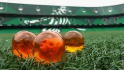 Enlace a El Betis acaba de hacer la presentación de un jugador más ÉPICA DE TODA LA HISTORIA