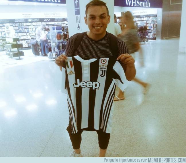 1044791 - Roban la primera camiseta de la Juve firmada por Cristiano y está en ebay por una pasta