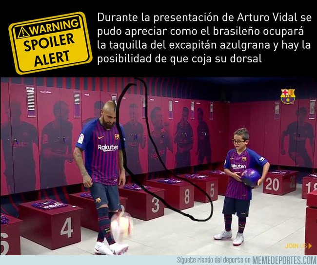 1046954 - Al Barcelona se le escapó un detalle en la presentación de Vidal