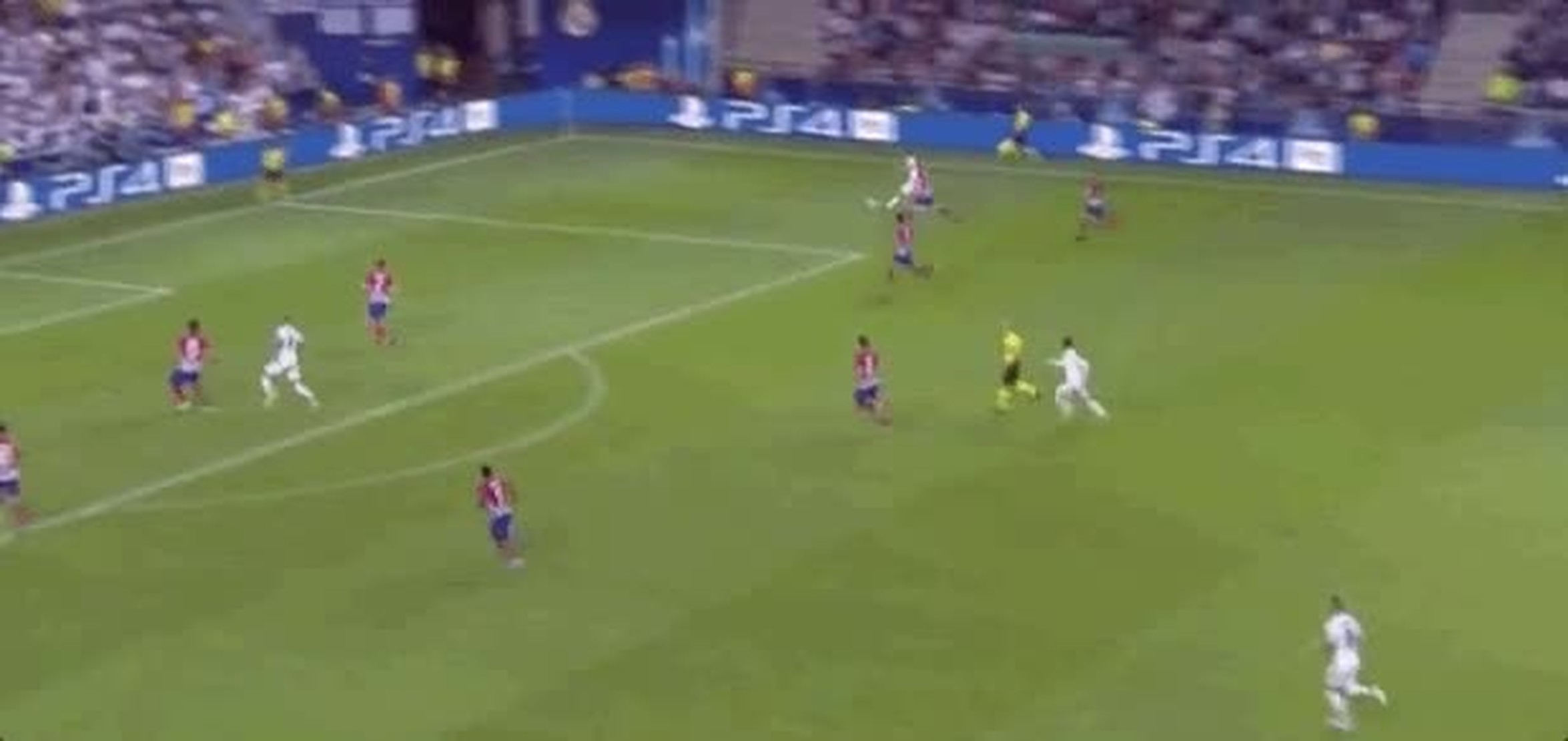  MEMEDEPORTES  GIF: : Golaaaazo de Benzema con una ...