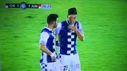 Enlace a Cuando la que te gusta te ve jugando