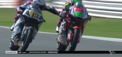 Enlace a Tolerancia cero: bandera negra a Fenati por apretar el freno de una moto contraria en plena carrera
