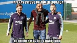 Enlace a La visita sorpresa de Paulinho a un entrenamiento del Barça