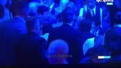 Enlace a ¿Alguna vez te ha molestado un periodista mientras estás cenando?