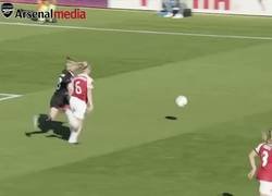 Enlace a Daniëlle van de Donk. En bucle