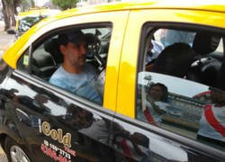 Enlace a La Copa Libertadores tuvo que salir del Monumental... ¡en Taxi!