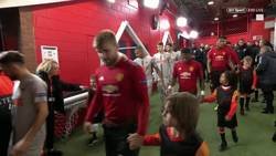 Enlace a Ningún niño quiere ir de la mano de Fellaini. Pues ellos se lo pierden