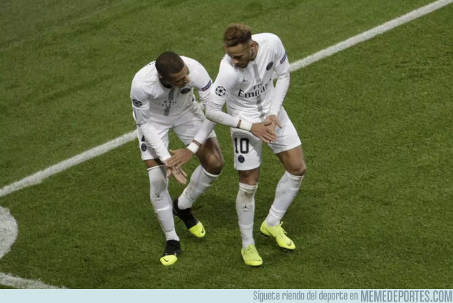 1057592 - La obscena celebración de Neymar y Mbappé ante el Liverpool no hizo gracia a nadie