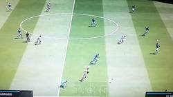 Enlace a Récord de palos en una jugada en FIFA19