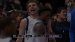 Enlace a Luka Doncic Remonta el solo el partido y Dallas demuestra quién manda en Texas