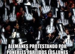 Enlace a Nuevo lunes, nueva protesta por los horarios de m...