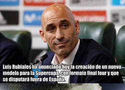 Enlace a BOMBAZO: Luis Rubiales anuncia una nueva Supercopa con modelo 'final four' que se jugará fuera de España