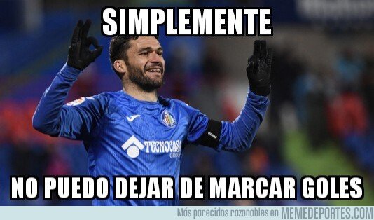 1065405 - Jorge Molina pasa por su segunda juventud