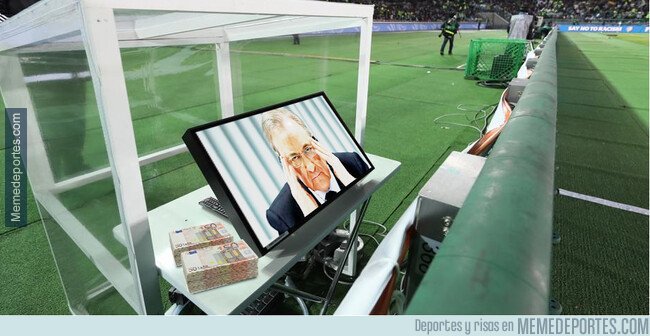 1065601 - Todos aquí hablando del árbitro, pero ponte en su lugar... es difícil