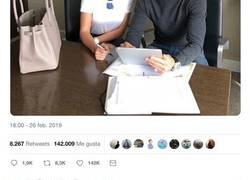 Enlace a Cristiano sube esta foto y la magia de Twitter hace el resto