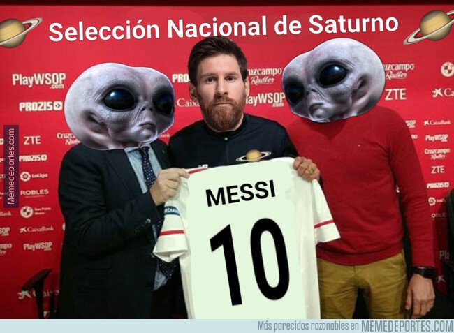 1068806 - Messi llegando a la concentración de su selección