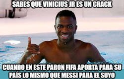 Enlace a Vinicius rindió igual que Messi en la fecha FIFA