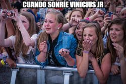 Enlace a La sonrisa de Vinicius ya es leyenda entre las teens