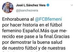 Enlace a El entrenador del Atleti femenino felicita al entrenador del Barça femenino, y a todos nos peta la cabeza