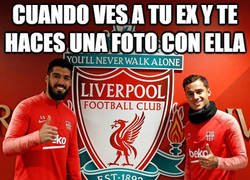 Enlace a Alguna vez hemos hecho algo parecido por quedar bien con una ex, llámese hacerse una foto o lo que sea