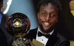Enlace a Divock Origi recogiendo lo que es suyo