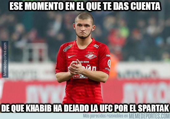 1074486 - Khabib decidió pasarse al fútbol