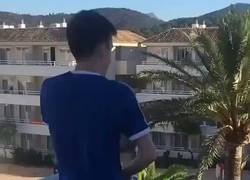 Enlace a La rúa del Manchester City celebrando el título de la Premier con sus aficionados