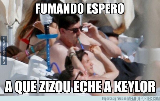 1075851 - Courtois espera tranquilo la decisión final en la portería