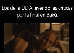 Enlace a No es tan triste si chequeas la cuenta bancaria